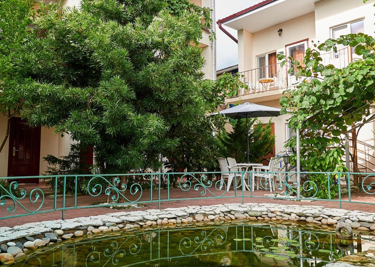 Marco Club Hotel Gagra Esterno foto